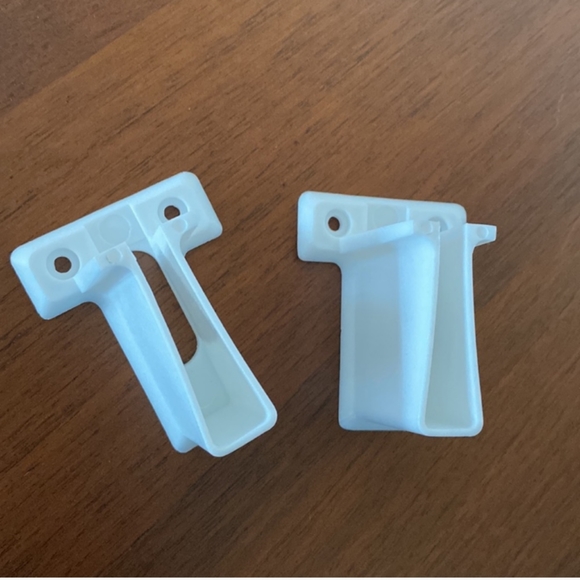 Wire Shelf End Brackets - Picture 2 of 2